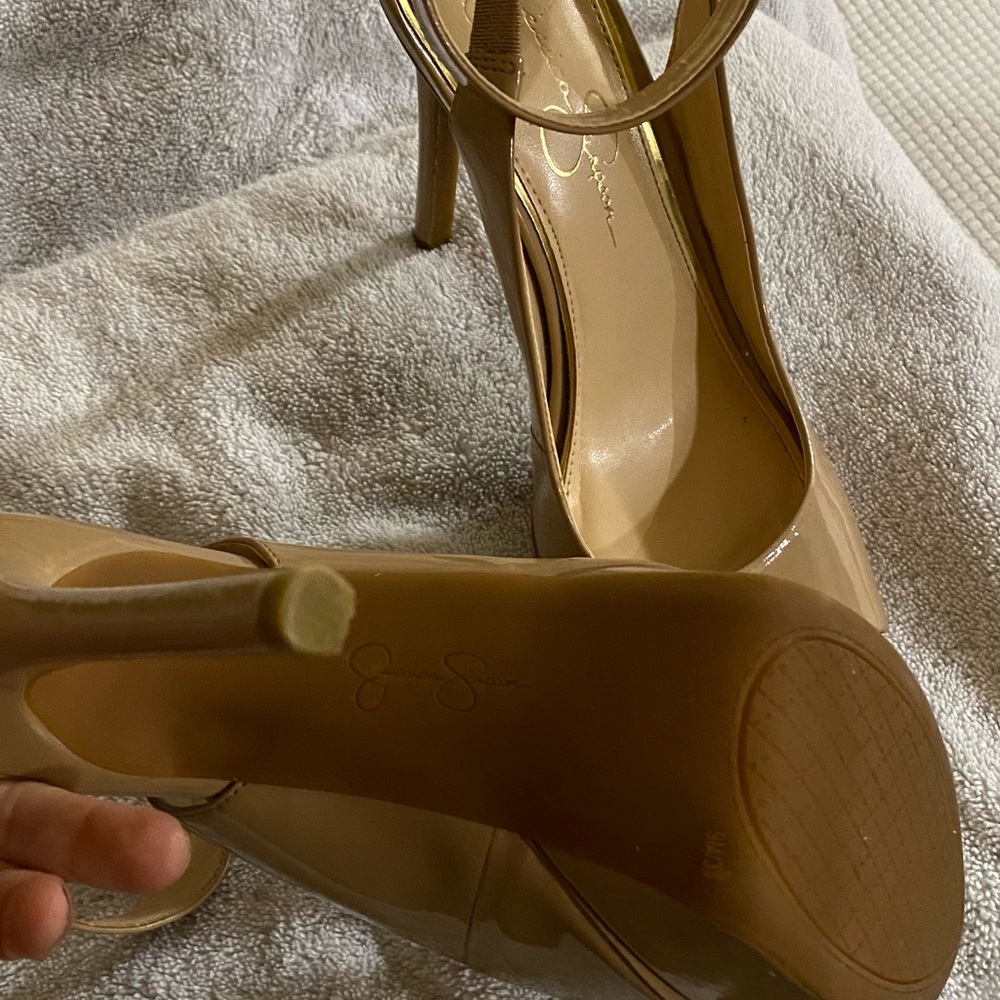 Jessica Simpson high hills size 9